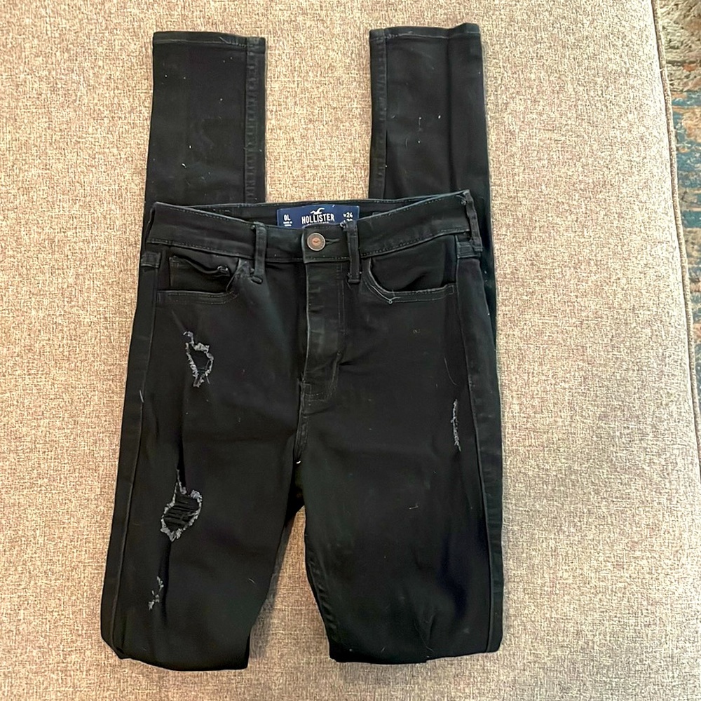 Hollister’s high rise super skinny black jeans, 0long